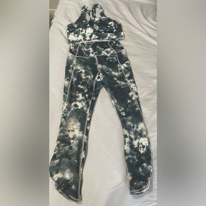 Fabletics PureLuxe leggings set. Tie dye/blue/green.